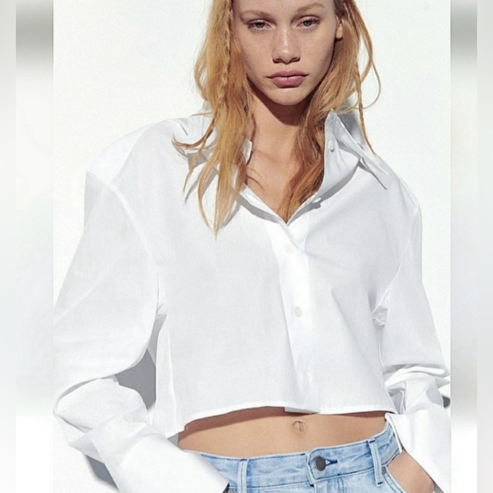 NWOT Zara White Cropped Long Sleeve Button Up Crop Top S